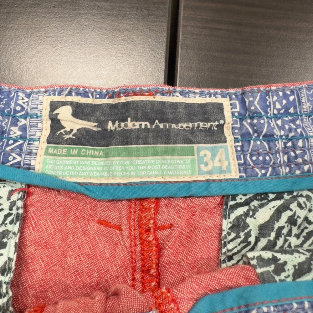 Modern Amusement Shorts Coral Red Casual Walk Shorts Mens Size‎ 34 Iconix
